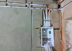 Монтаж электропроводки в Арамиле